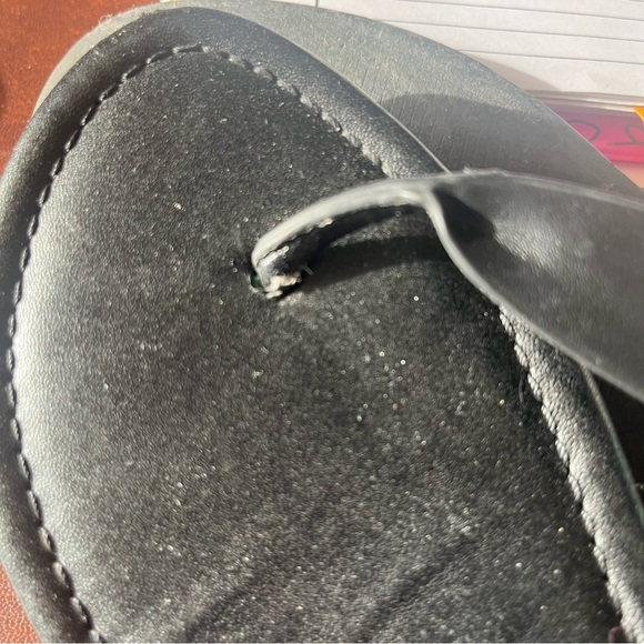 Guess Black & Gold T-Strap Sandals - Picture 10 of 10